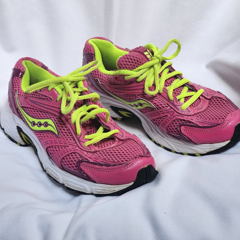 Saucony Oasis Womens 8 Running Shoes Pink Neon Lime Green 15096-20 Mesh Sneakers